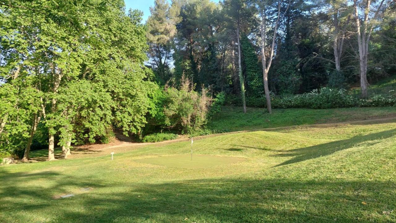 Charmant Appartement Residentiel Avec Terrasse, Jardin Privatif Et Piscine A Cannes Exterior photo