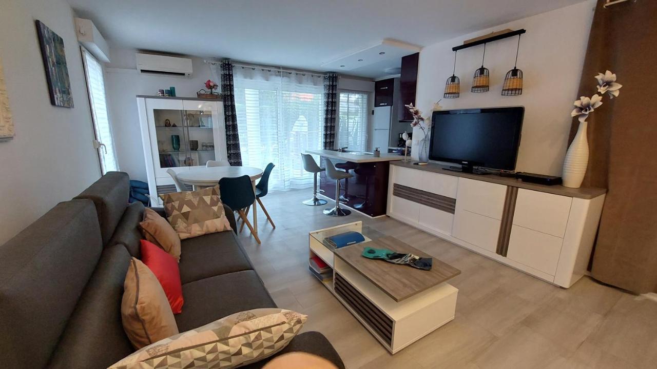 Charmant Appartement Residentiel Avec Terrasse, Jardin Privatif Et Piscine A Cannes Exterior photo