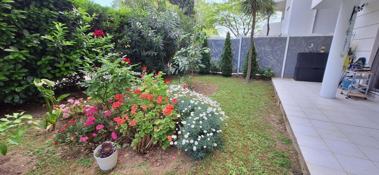 Charmant Appartement Residentiel Avec Terrasse, Jardin Privatif Et Piscine A Cannes Exterior photo